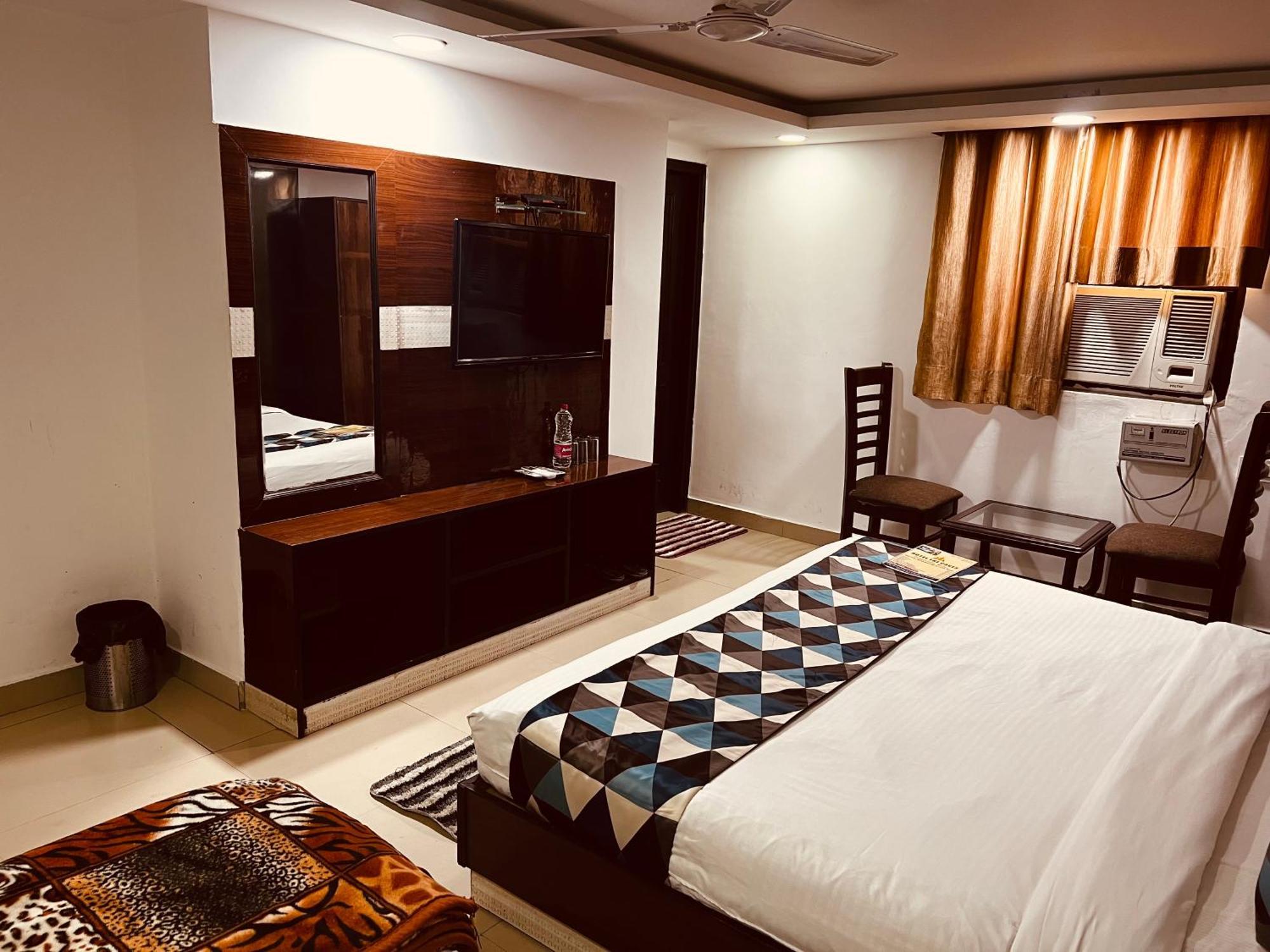 Hotel Vista Premium Tark A Family Hotel Near Igi Airport Delhi New Delhi Exterior photo